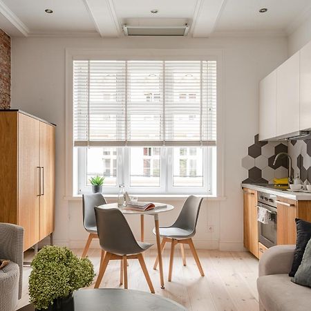 Rynek Stare Miasto Apartment 5 - Klima Netflix Wrocław Eksteriør billede