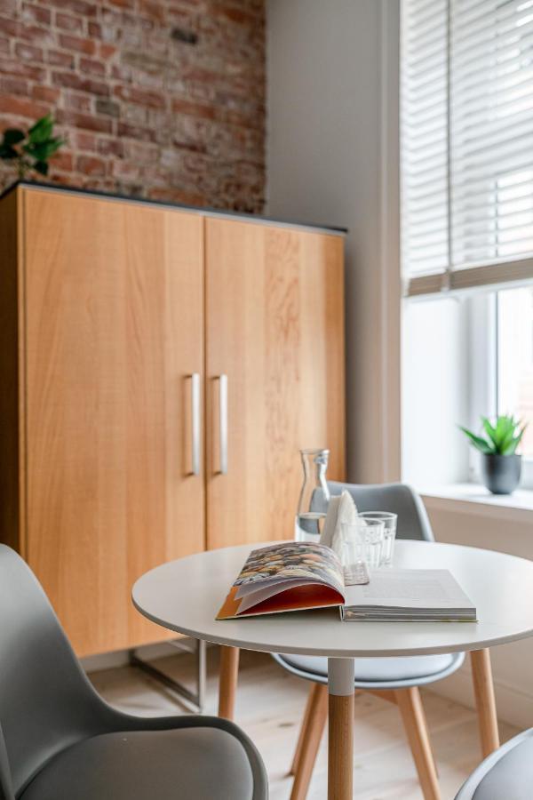 Rynek Stare Miasto Apartment 5 - Klima Netflix Wrocław Eksteriør billede